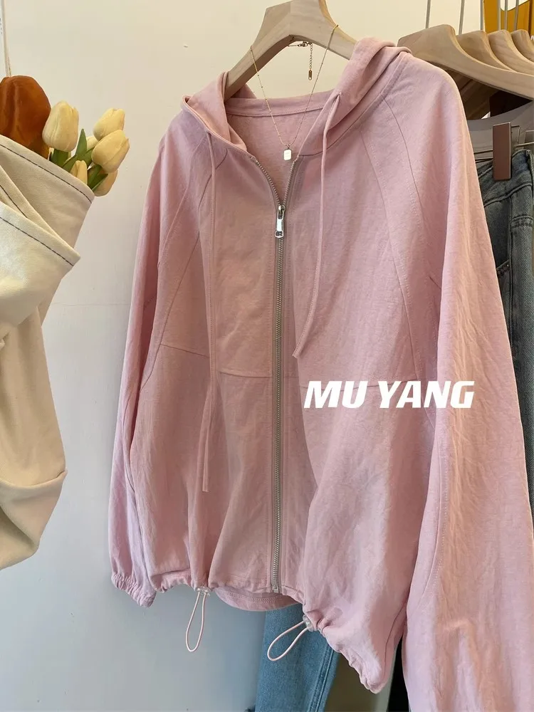 プラスサイズの夏の女性のロングスベフード付き軽量日焼け防止服、ぽっちゃりMMのための薄いカーディガンアウターウェア