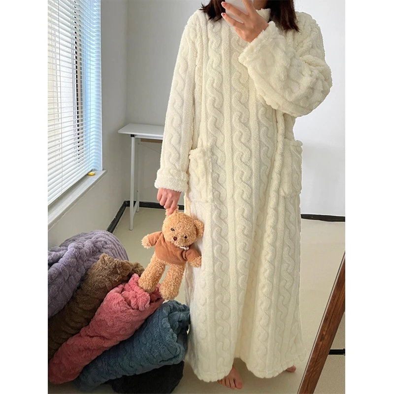 Winter Coral Fleece Sleepwear Women's Nightgown Long Night Dress Pajamas with Pockets Thickened Jacquard Dress Warm Home Clothes