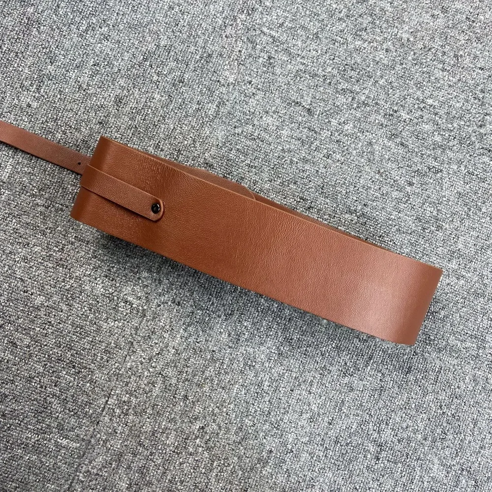 حزام جديد لربيع وخريف 2025 من جلد الغنم الأصلي للنساء بإبزيم معدني قابل للتعديل حزام خصر عريض متعدد الألوان