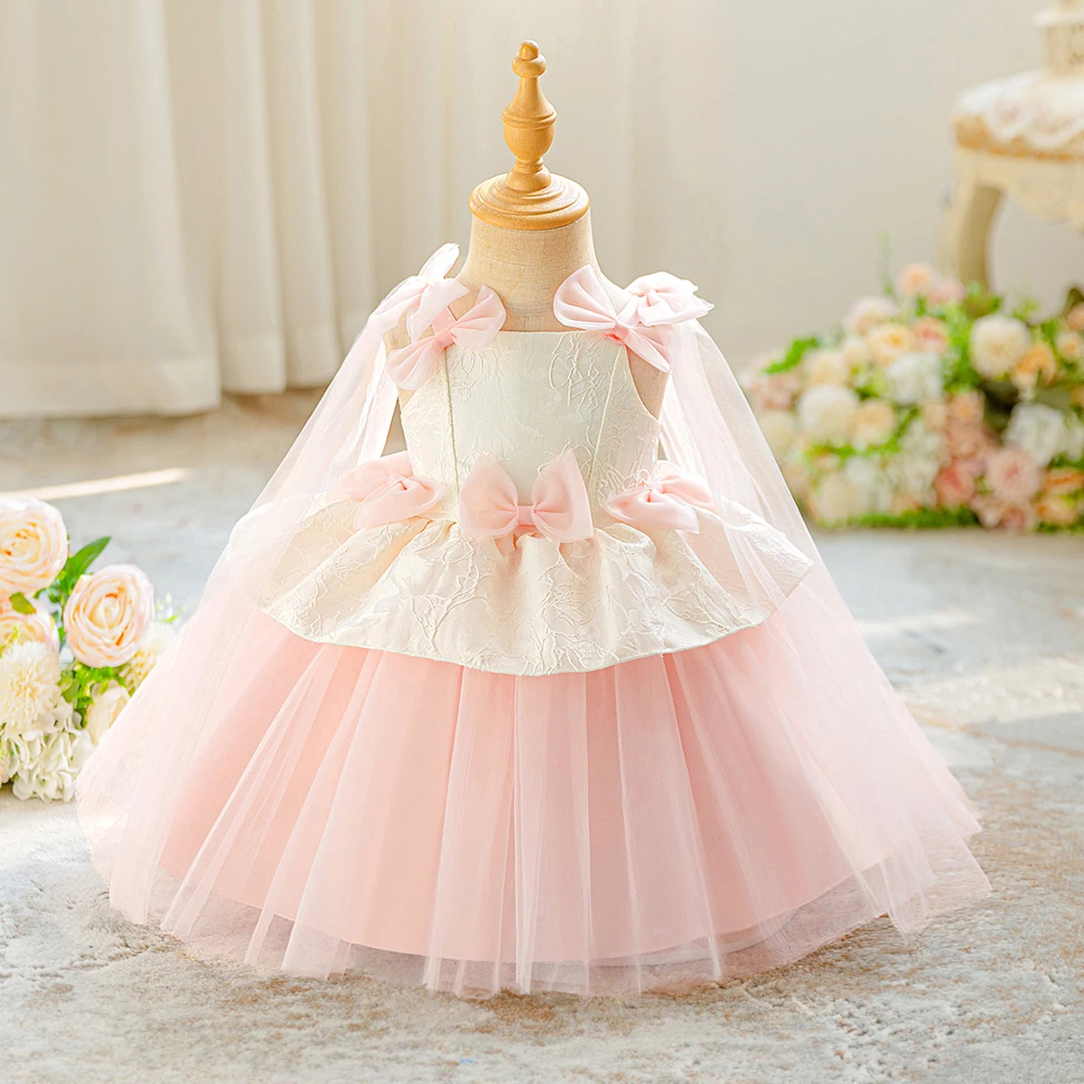 

Elegant Pink Bow Party Baby Girls Dress Toddler Baptism 1st Birthday Princess Dresses for Kids Wedding Bridesmaid Prom Costume
