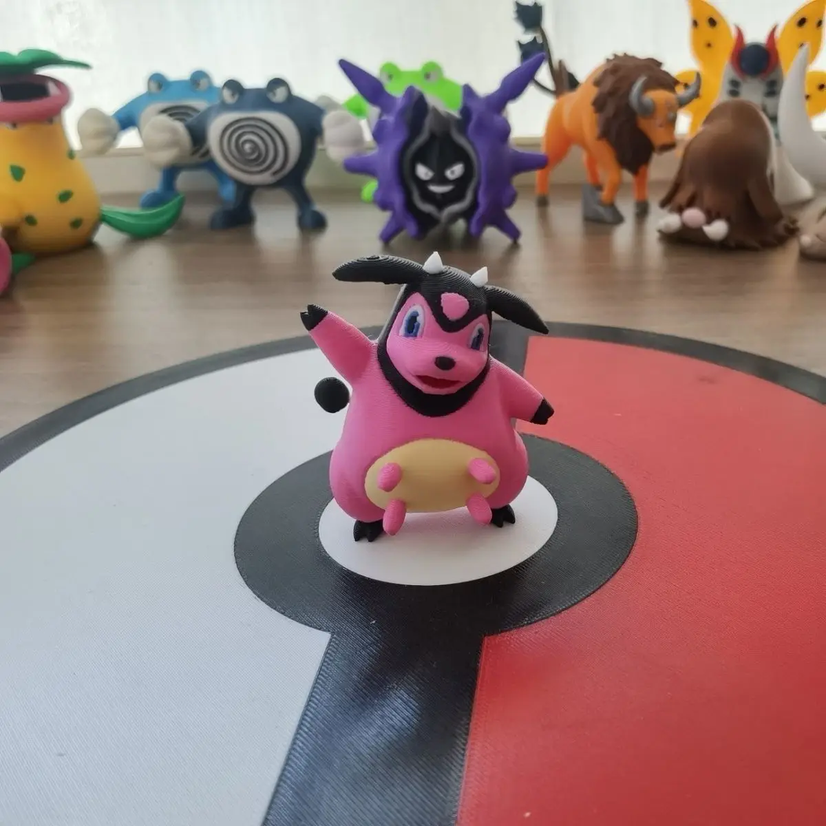 Nowe figurki anime Pokemon Miltank Proportion World 1:20 Diy Drukowanie 3D Kawaii Postać z kreskówki Model na biurko Zabawka dla dzieci Prezent