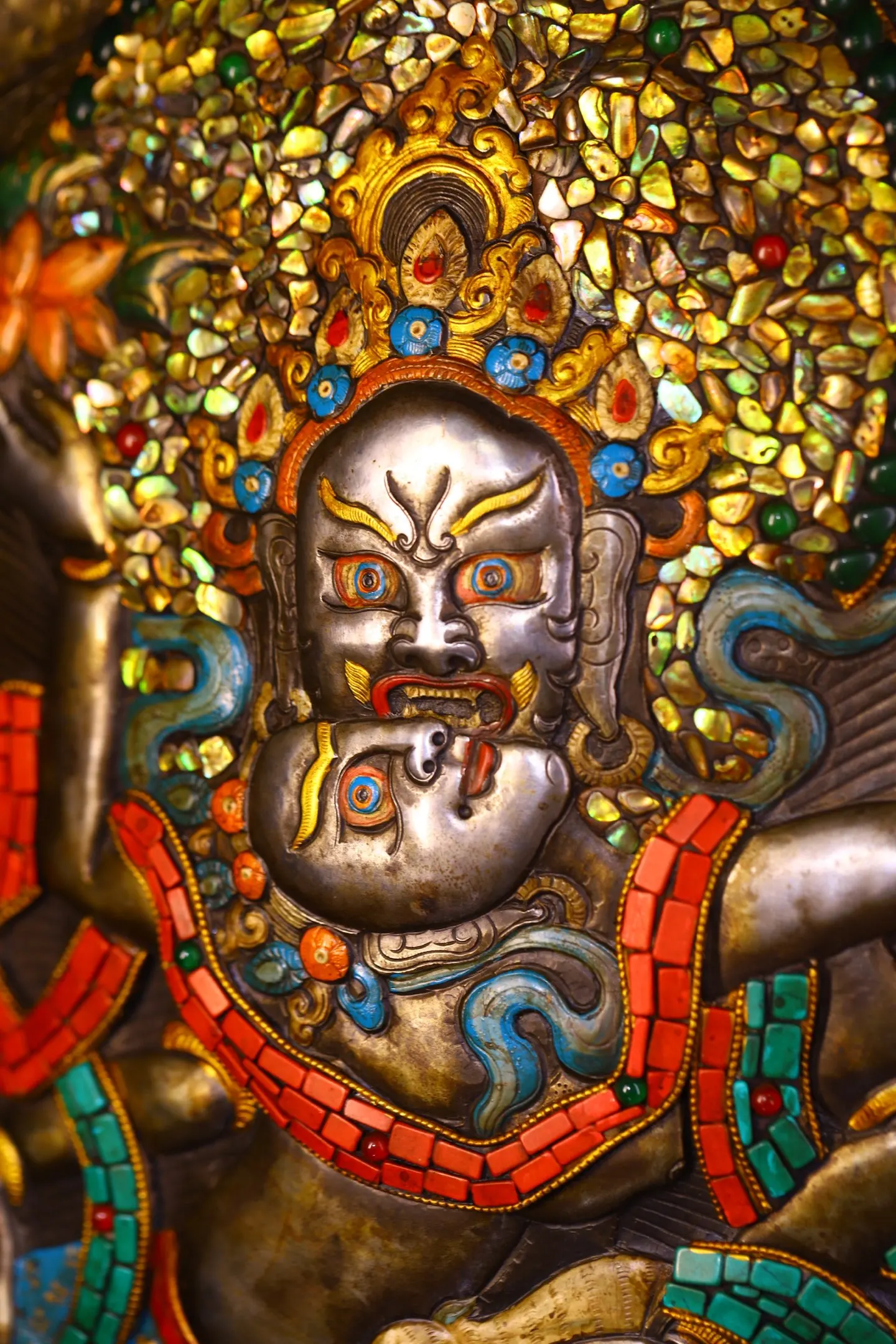 

16"Xizang Folk Collection Old Tiantie Painted Mosaic Gem Red Jambhala Happy Buddha Thangka Worship Hall hanging panel