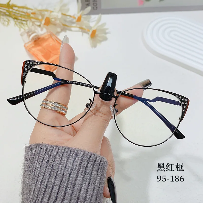 Anti Blue Light Myopia Lens 2024 New Literature and Art Vintage Inlaid Diamond Metal Eyeglass Frame Optical Frame Flat Mirror