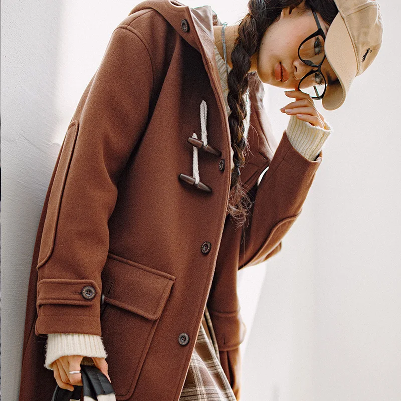Damski płaszcz Maden, imitacja wełny, z kapturem, gruba kurtka zimowa, średniej długości, w stylu vintage preppy, luźny krój, do pracy, z guzikami z rogu. — zdjęcie 4
