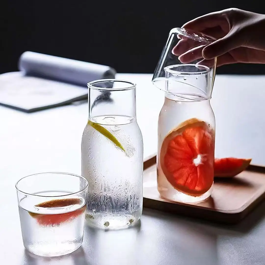 Carafe en verre avec ensemble de verres, vaisselle, carafe de chevet avec verres à boire, pichet à boire pour le lait, les boissons, le thé