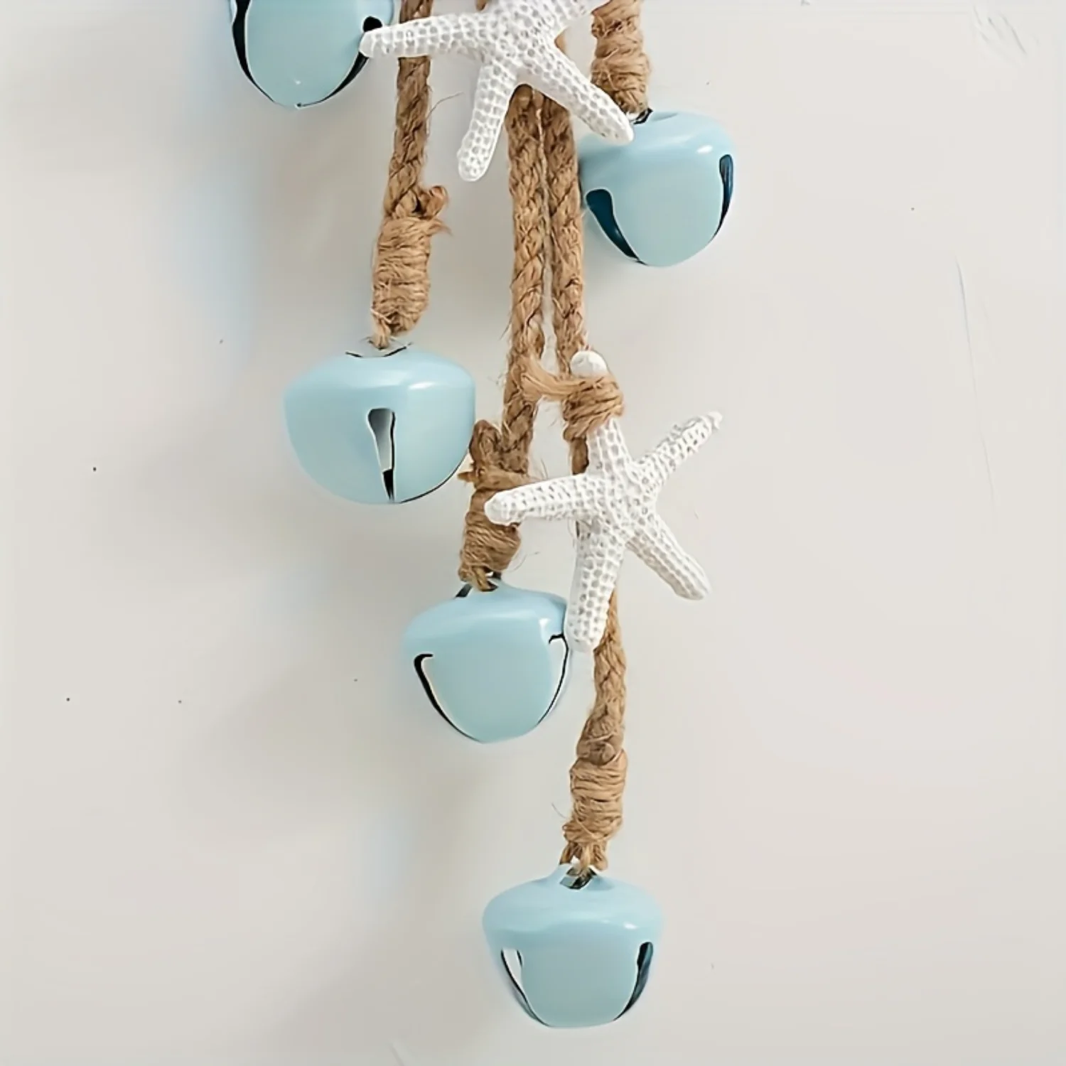 Mediterranean Style Hemp Rope Bell Wind Chime with Starfish and Conch for Christmas - Metal Ocean Ornament Wall Hanging - No Ele