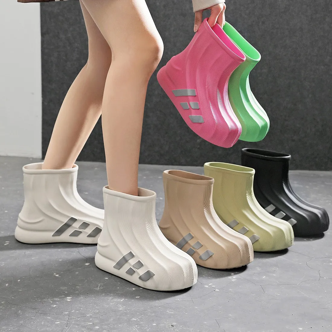 Niche Design Adult Integrated Comfortable Rain Shoes Lightweight Rain Shoes Four Seasons Solid Color Unisex Waterproof Rain Boot