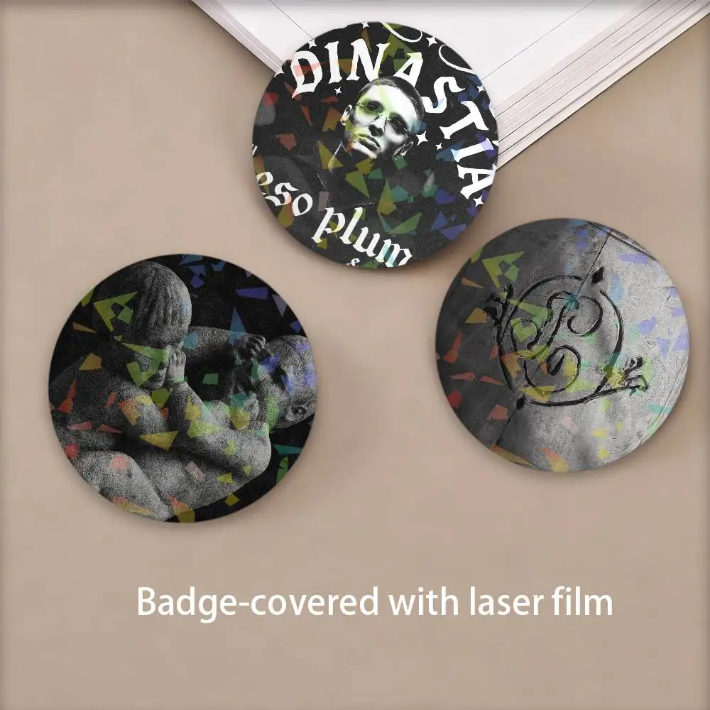 Singer P-Peso P-Pluma Round Badge Lapel Pins for Backpacks Briefcase Laser Brooch Clothes Gifts