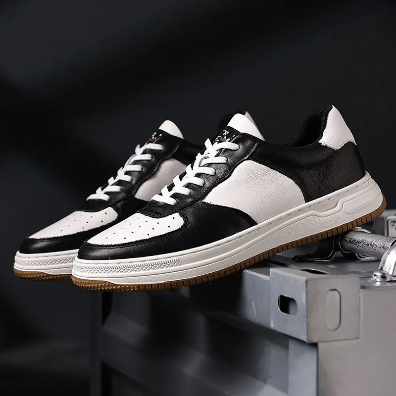 

Large size new summer cowhide black and white flat bottomed casual sports shoes