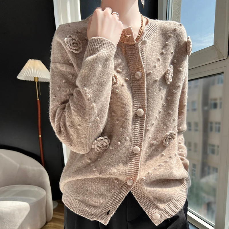 Camellia wool cashmere sweater knit cardigan women\'s round neck autumn and winter 2023 new drum loose pure wool top Hot fashion