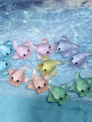 Miniature Sting Ray Figurines Mini Duck Sculpture Realistic Resin Sting Ray Cake Topper Mini Sting Ray Sea Animal Figurine