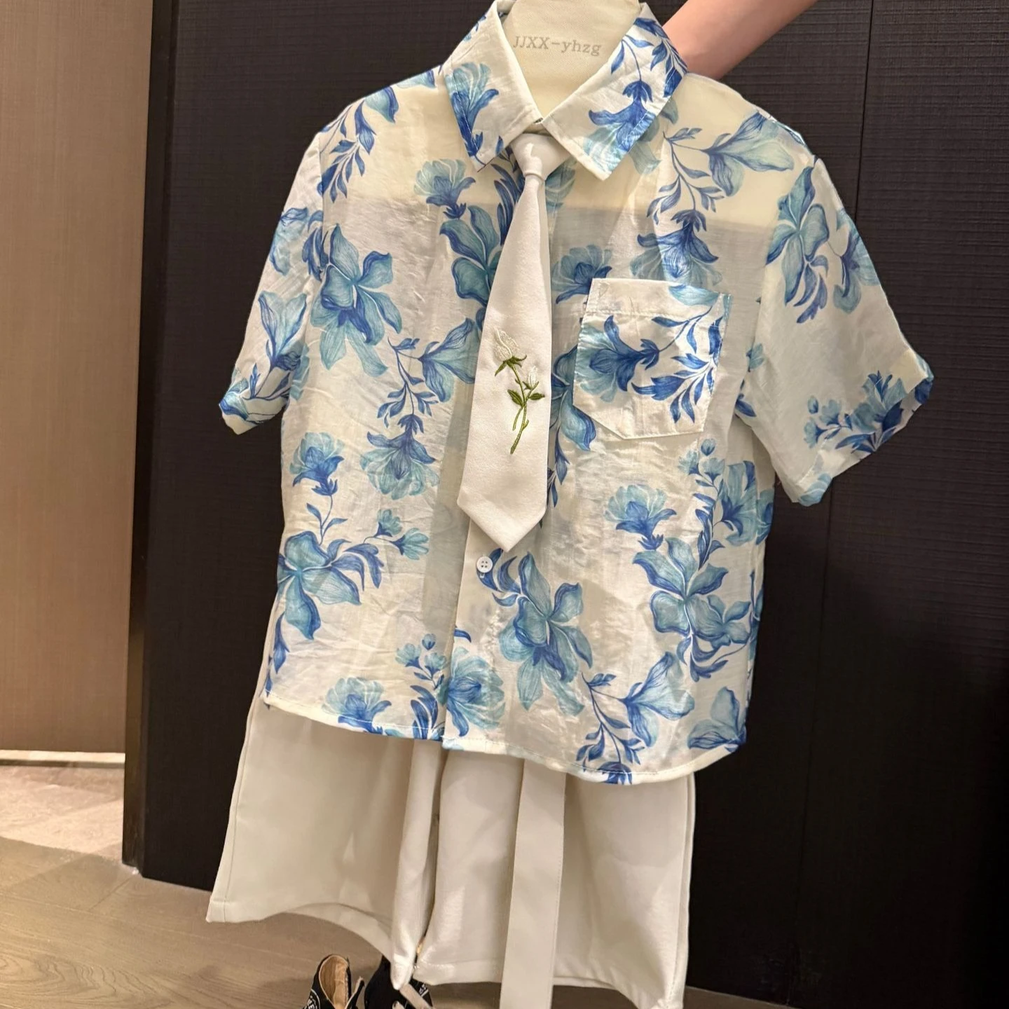 Boys' Suit 2026 Spring/summer New Children's Wear Boys' Baby Embroidered Tie Printed Shirt with Ribbon Shorts Three-piece Set