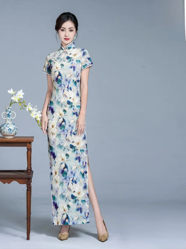 

Новинка 2025: Летний танцевальный костюм в китайском традиционном стиле, облегающий, с высоким разрезом и боковыми пуговицами, ретро-стиль