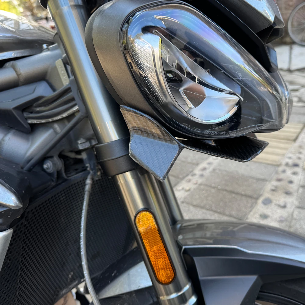 765 R RS ألياف الكربون دراجة نارية عارية الجبهة المفسد الجناح الهوائية الجناح عدة ل انتصار شارع الثلاثي 765 R RS 2020-2024