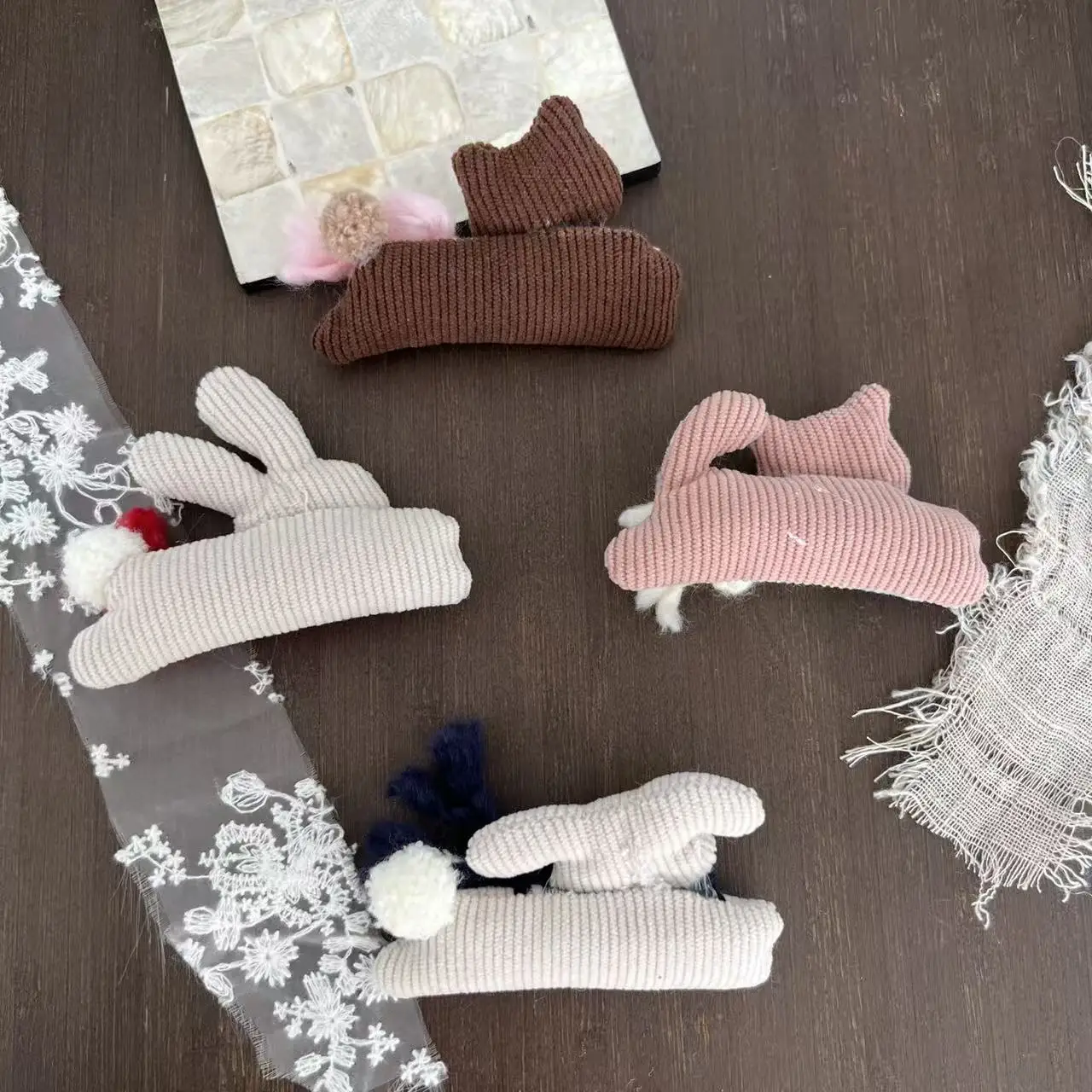 Cotton Linen Fabric Brooch Cotton Filled Cute Animal Design for Kids Shoes Socks Clothing Hair Clip Premium Material