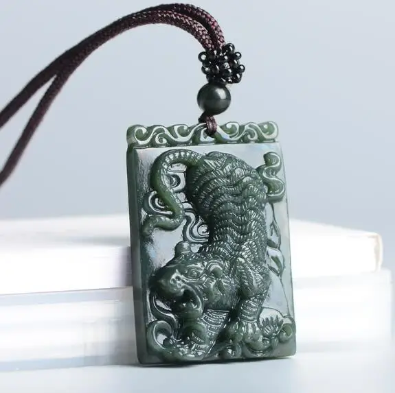 

Green Jade tiger jade Pendant Fashion Runes Necklace Jewellery Chinese Hand-Carved Relax Healing Women Man Luck Gift Free Rope