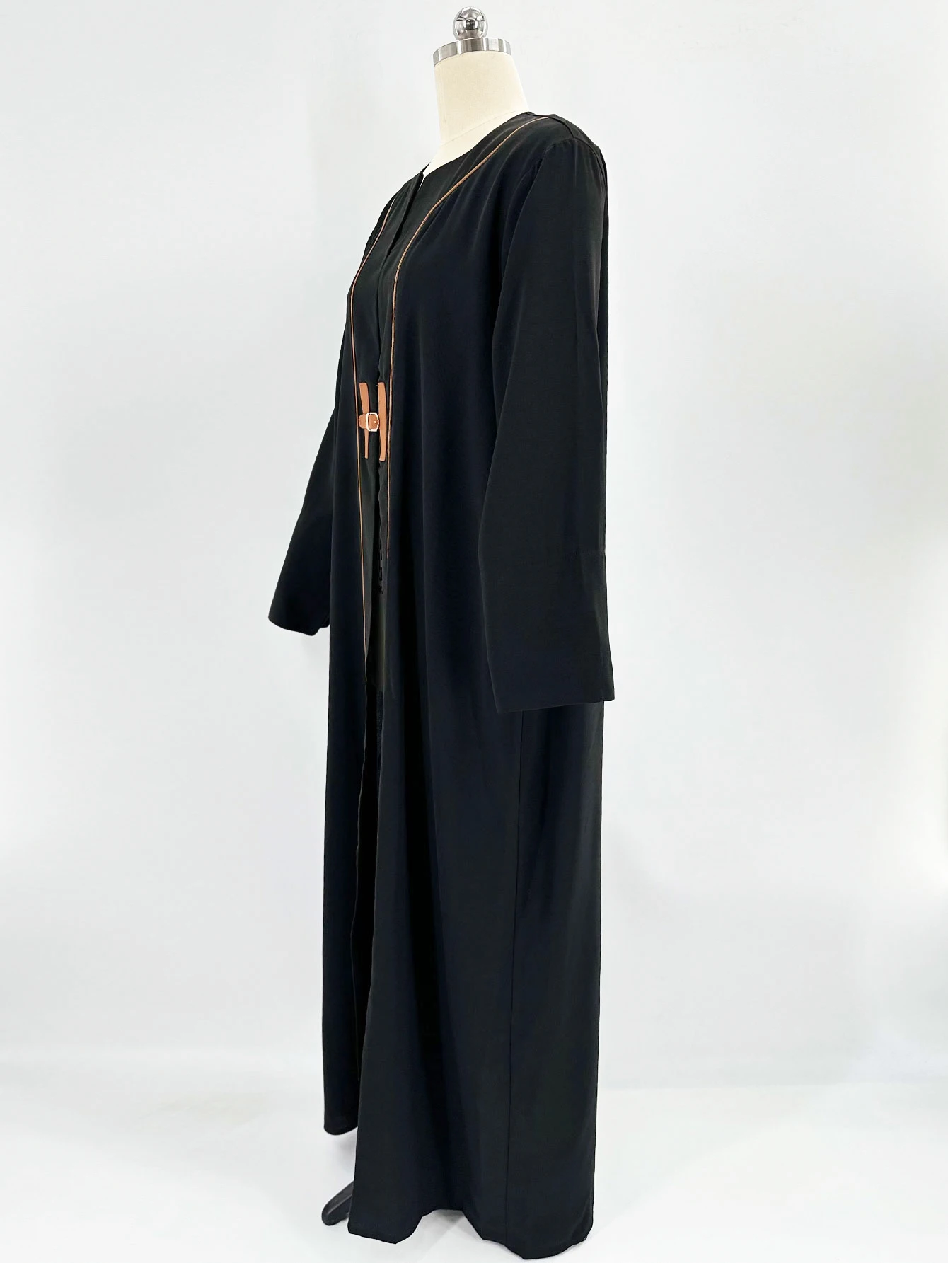 One Piece Dubai Elegant Black Open Abaya for Muslim Women -2026 Fashion Leather Belted Long abaya Islamic Modest Fashion
