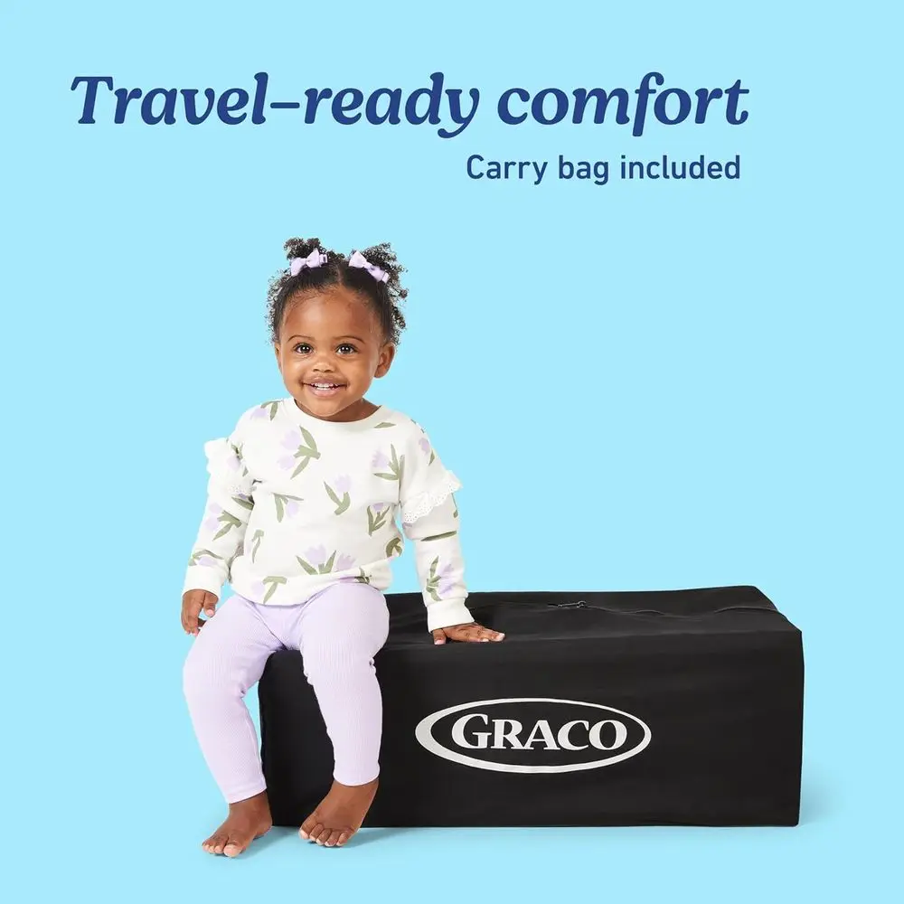 Parque infantil de lujo con moisés, suite de cuidado con temática de cielo