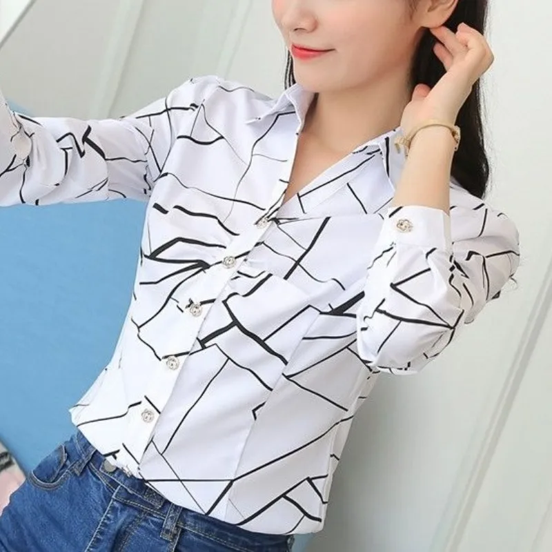 

Spring and Autumn Women's V-neck Button Print Solid Color Cardigan Slim Fit Long Sleeve Shirt Fashion Casual Elegant Tops