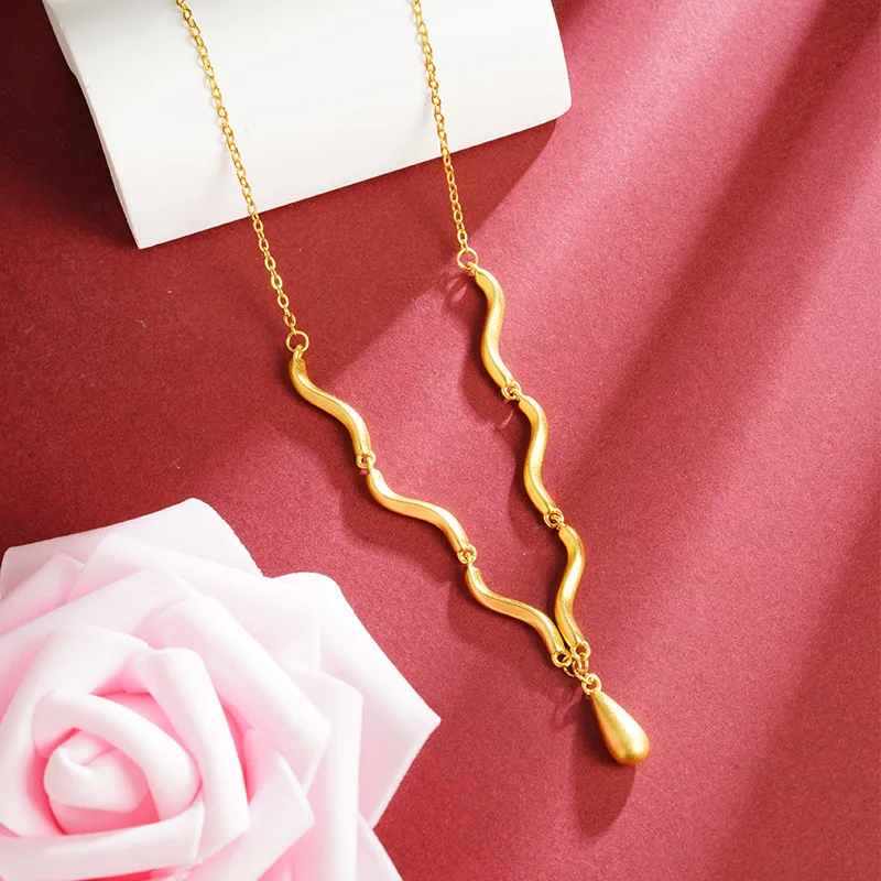 Traditional Sand Gold Curved Teardrop Necklace Unique Womens Elegant Versatile Minimalist Fashion Jewelry Lucky Fortune Blessing