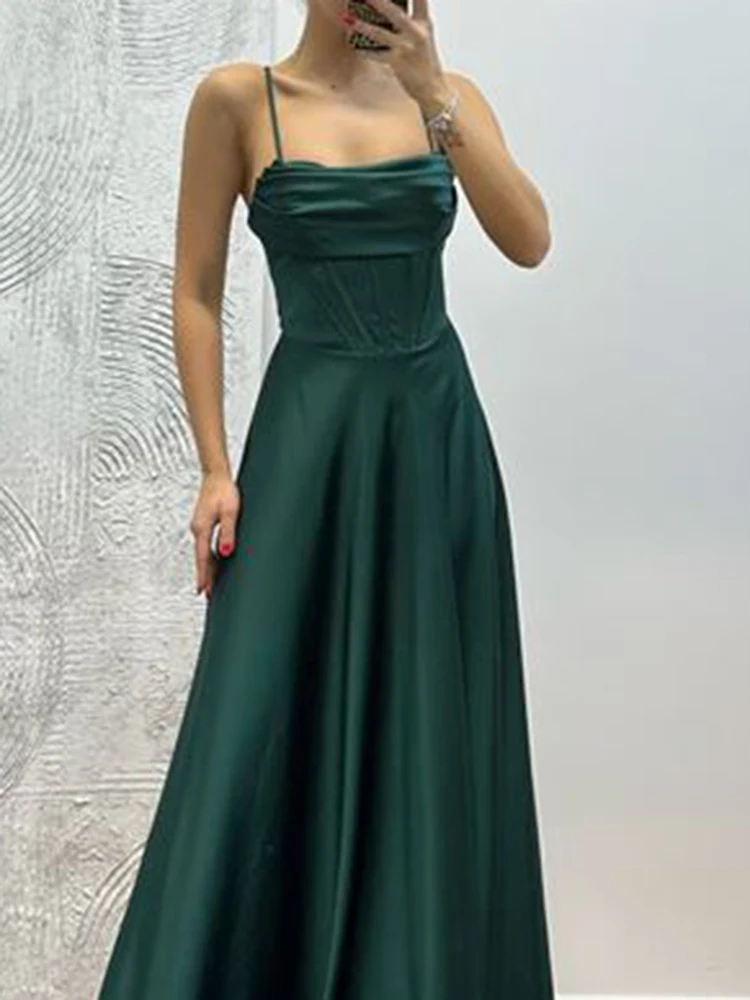 Nuovo abito da sera a pieghe solido a vita alta sexy senza maniche in raso con scollo all'americana Abiti maxi da festa divisi da donna di lusso