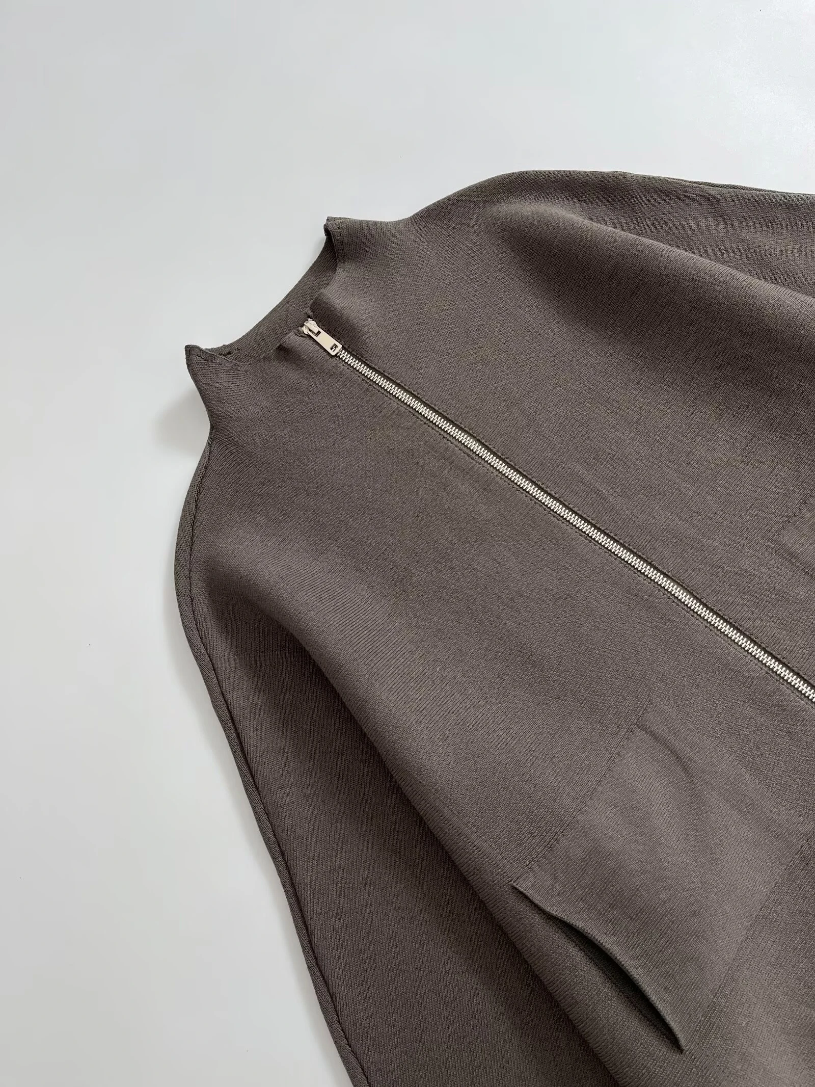 ملابس نسائية على الطراز الأوروبي والأمريكي، سترة محبوكة بأكمام طويلة ومتعددة الاستخدامات وياقة واقفة وسحاب #6