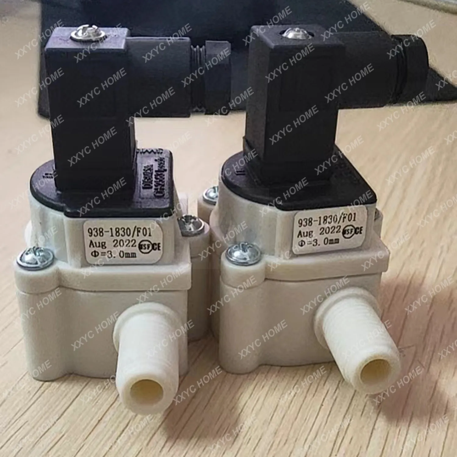 

Hall Plastic Turbine Flow Sensor Digital Display FHKU938-1510 High Precision Miniature Liquid Flowmeter