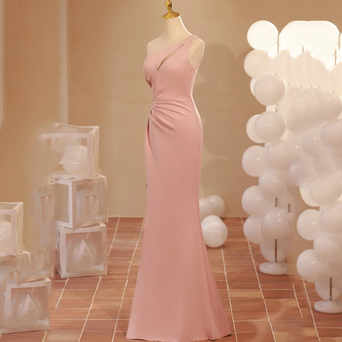 New Arrival One-Shoulder Pink Satin Evening Dress for Women Customized