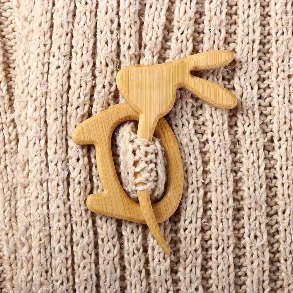Girl Gifts Niche Design Lovely Bear Flower Bird Dog Animal Fashion Jewelry Wooden Brooch Women Brooch Clothing Accessory image 4