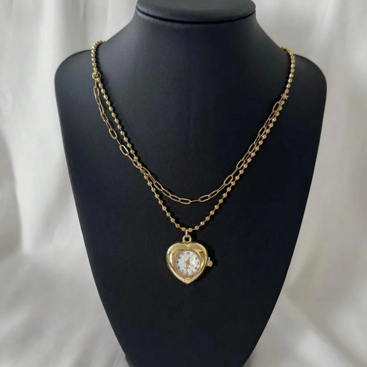 Vintage Heart-shaped Pentagram Clock Pendant Necklace Couple Punk Fashion Jewelry Unique Gifts for Friends Lovers