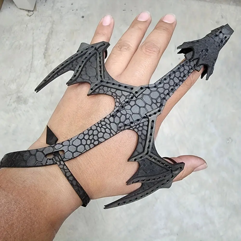 Braided Design Dragon Glove Adjustable Length PU Leather Leather Bracelet Retro Style Wristband Wrap Hand Dragon Mittens