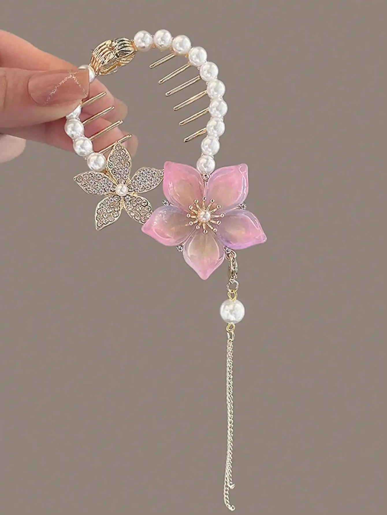 

3pcs Women's Alloy Faux Pearl Crystal Flower Butterfly Hair Claw Clips For Bun Ponytail