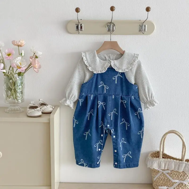 

2025 Autumn New Baby Sleeveless Denim Romper Infant Girl Cute Bow Print Jumpsuit Toddler Loose Overalls Newborn Clothes