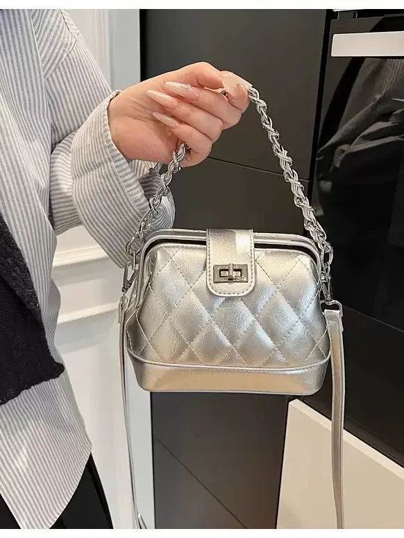 Bag women's new tote bag large-capacity commuter shoulder bag texture fashionable versatile messenger mini bag delivery