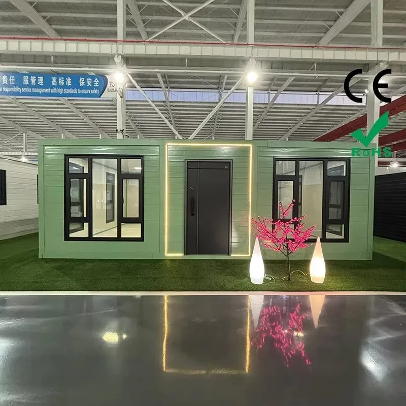 High Quality Customized 30 ft 40ft American Prefab Expandable Foldable House Tiny Home 20ft Container House With 2 3 4 Bedrooms