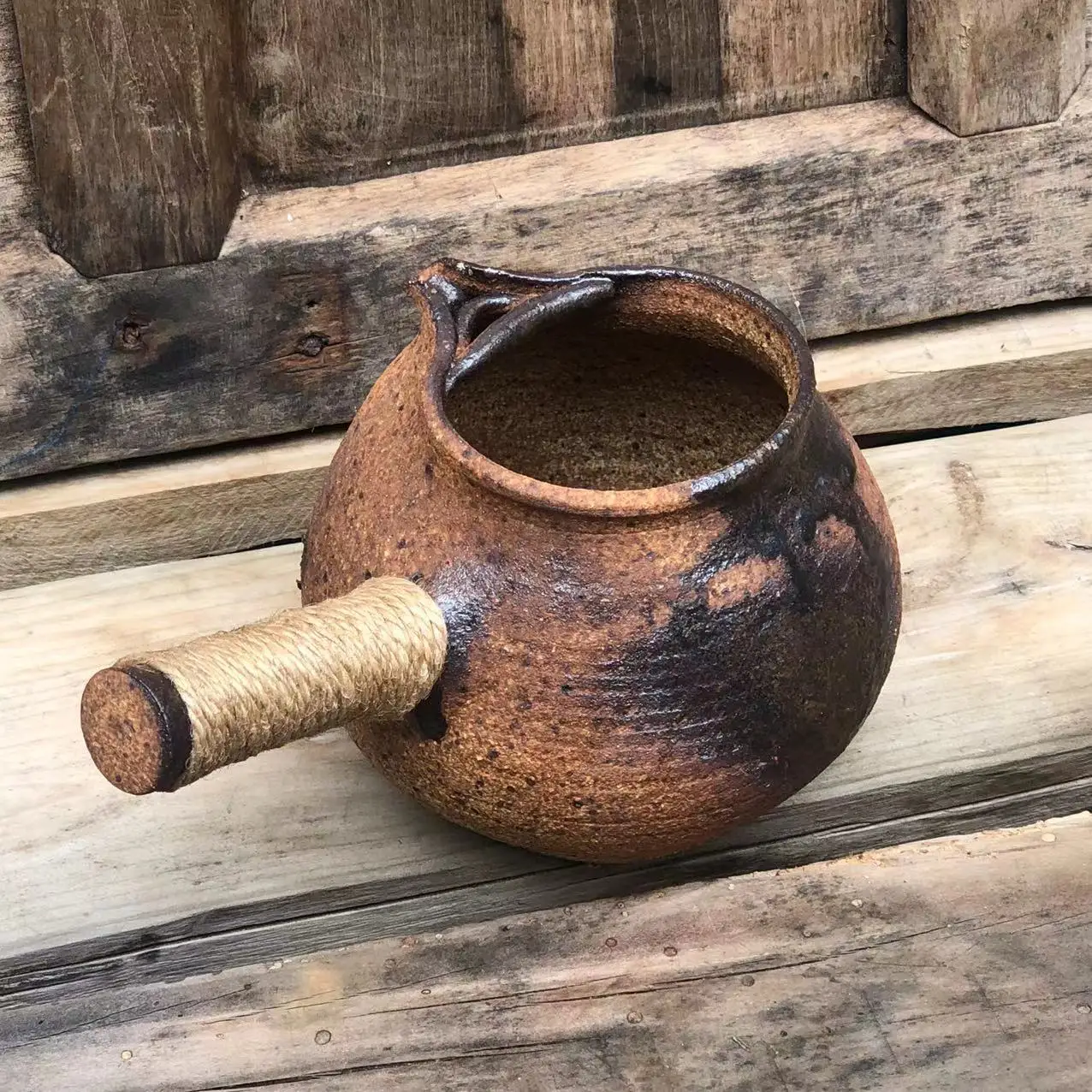 Horseman roasted tea, firewood burning, handmade stoneware clay pottery, stove boiling teapot, side glaze, ash clay tea pot