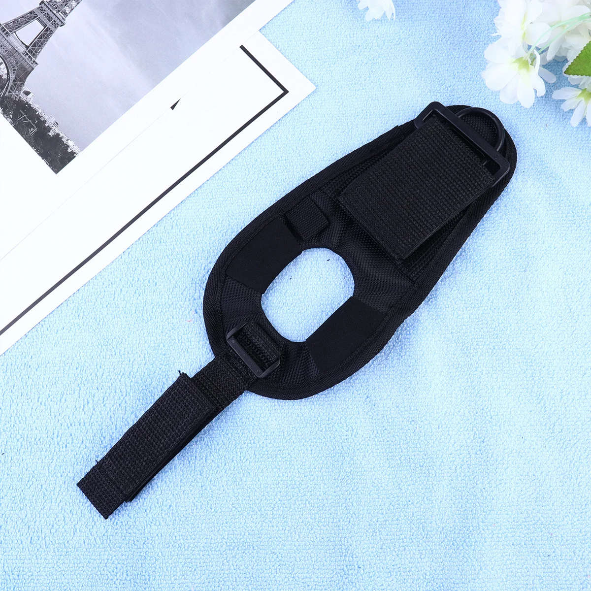 الغوص تحت الماء مصباح يدوي الشعلة حامل اليد النايلون قفاز قابل للتعديل شريط للرسغ الأسود للتخييم الصيد الليلي