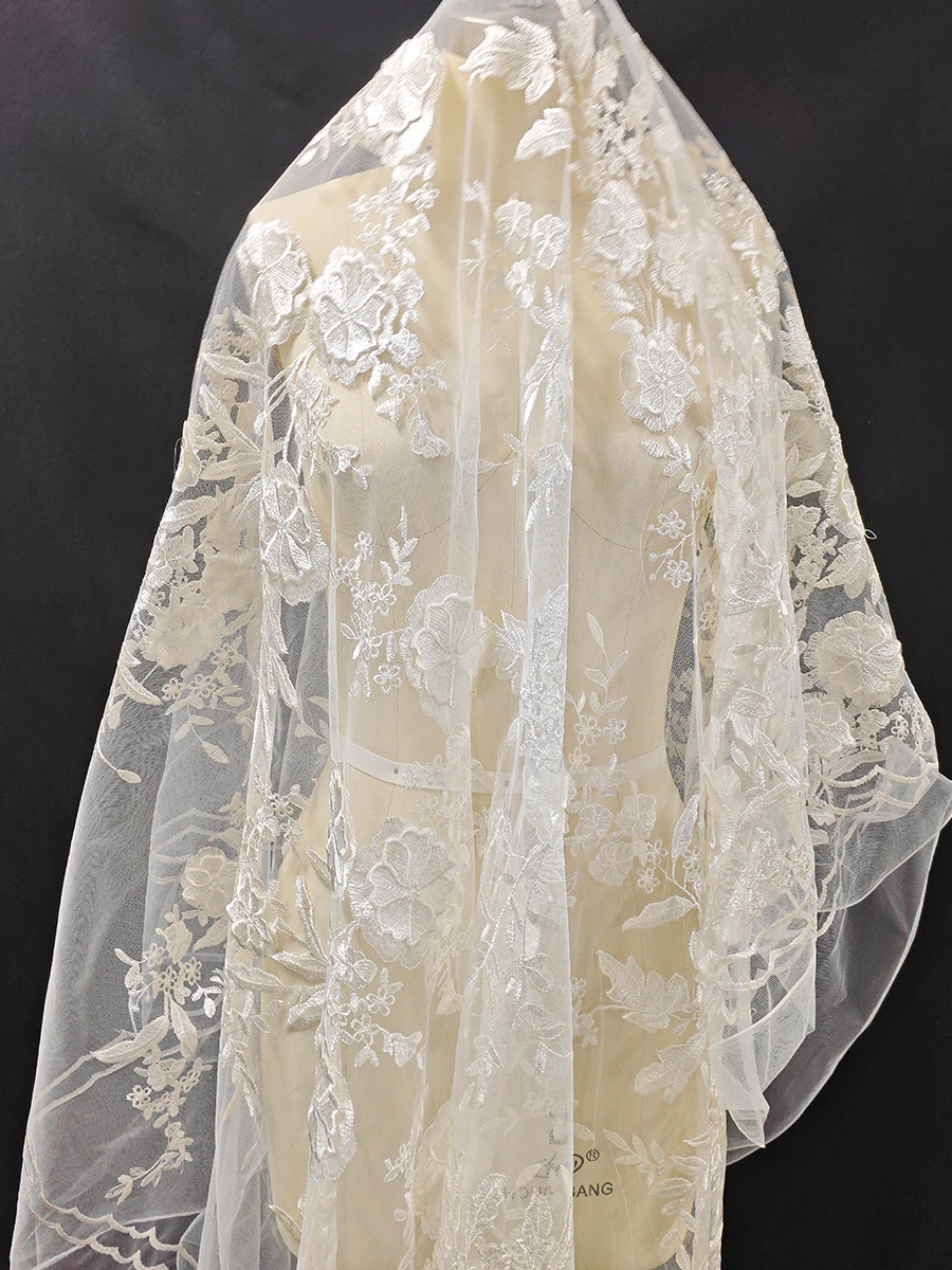 

New oversized flowers leaves lace embroidery lace fabric wedding dress tail production DIY auxiliary materials