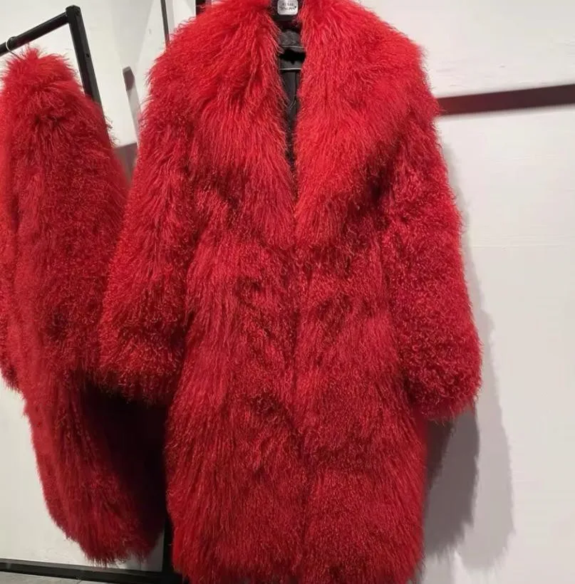 女性のモンゴルヤギ革ベルト襟リアルファーコートロング、自然に暖かくファッショナブル