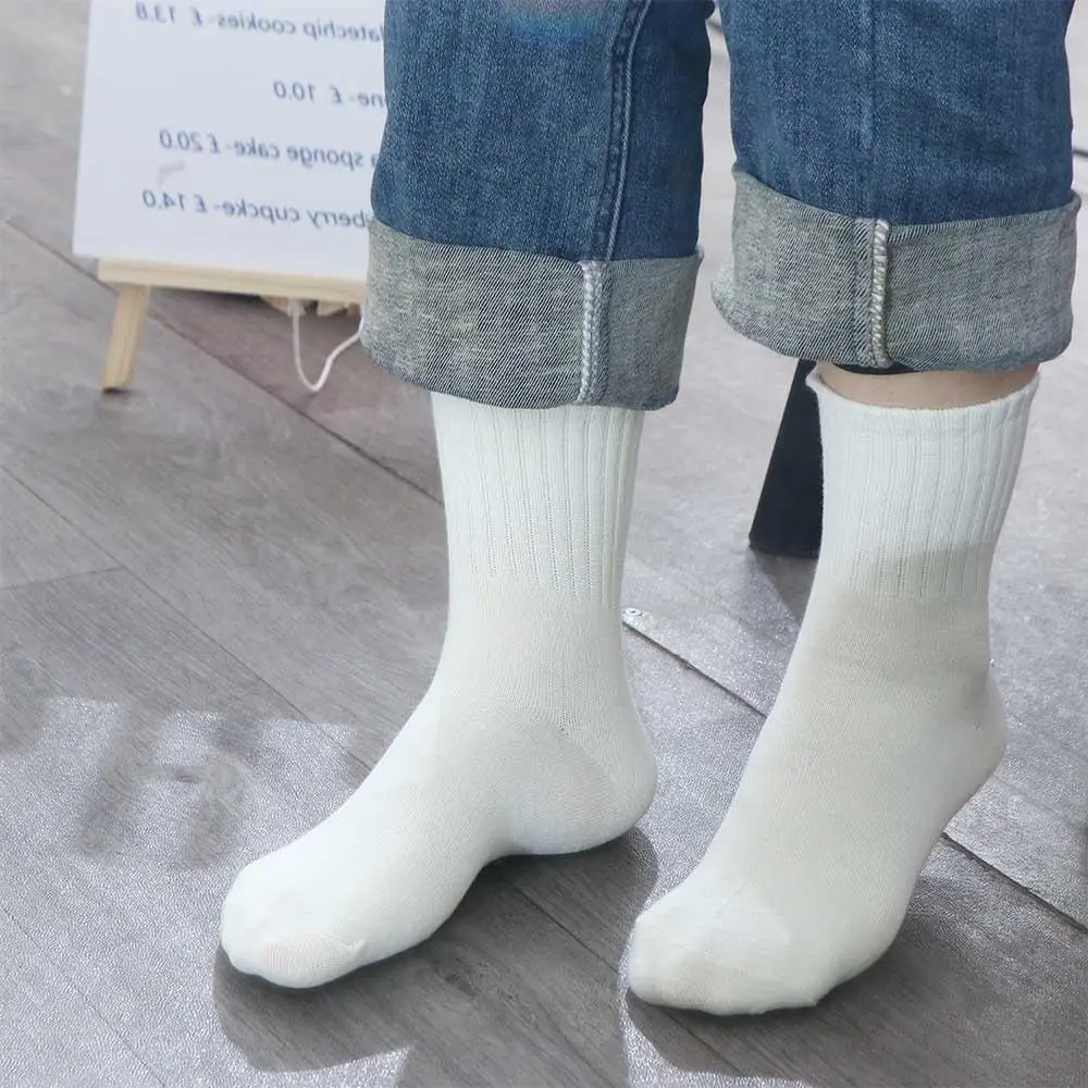 

Sweet Personality Sports Socks Autumn and Winter Female Casual Socks Tube Socks Women Socks Cotton Hosiery Striped Socks