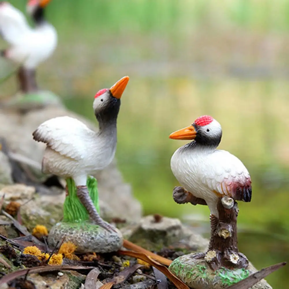 Detailed Statues for Garden Resin Red-crowned Bird Figurines with Rock Base Realistic Mini Landscape Ornaments for Tea Table