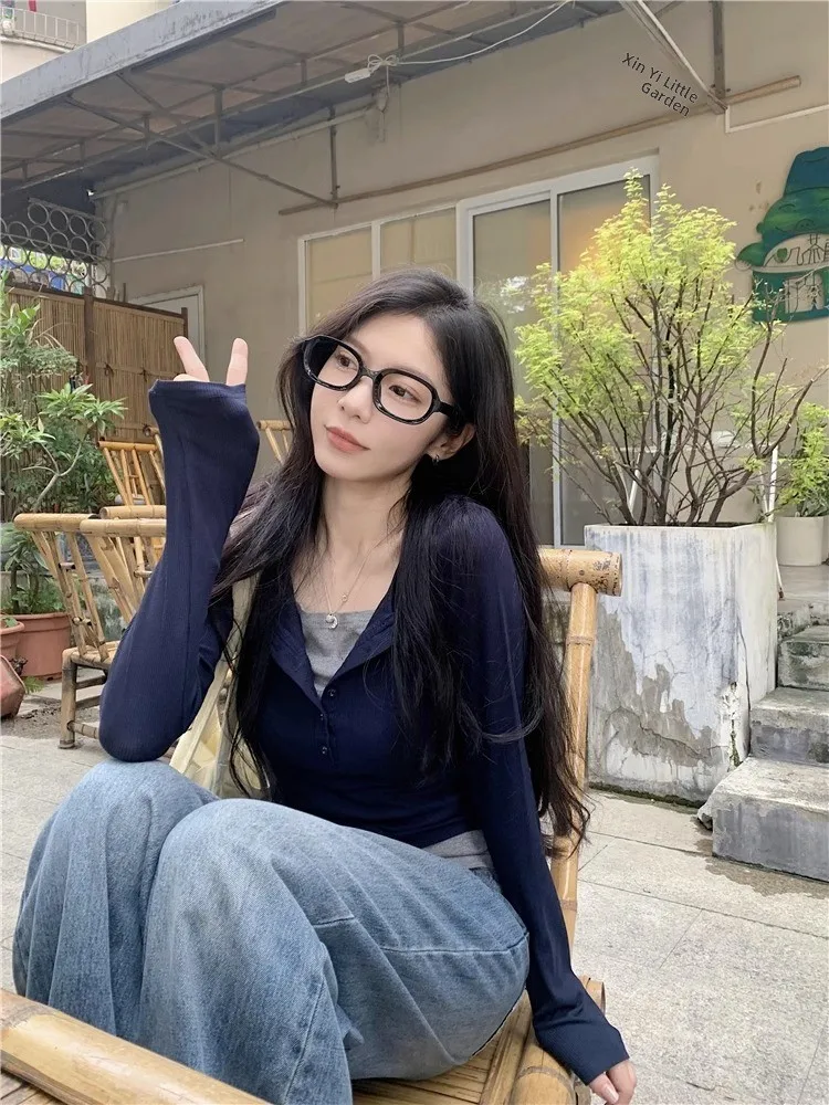 スリムフィット半袖Tシャツレディース長袖ショートスタイル秋シーズンデザインセンスパッチワークフェイクツーピーストップ