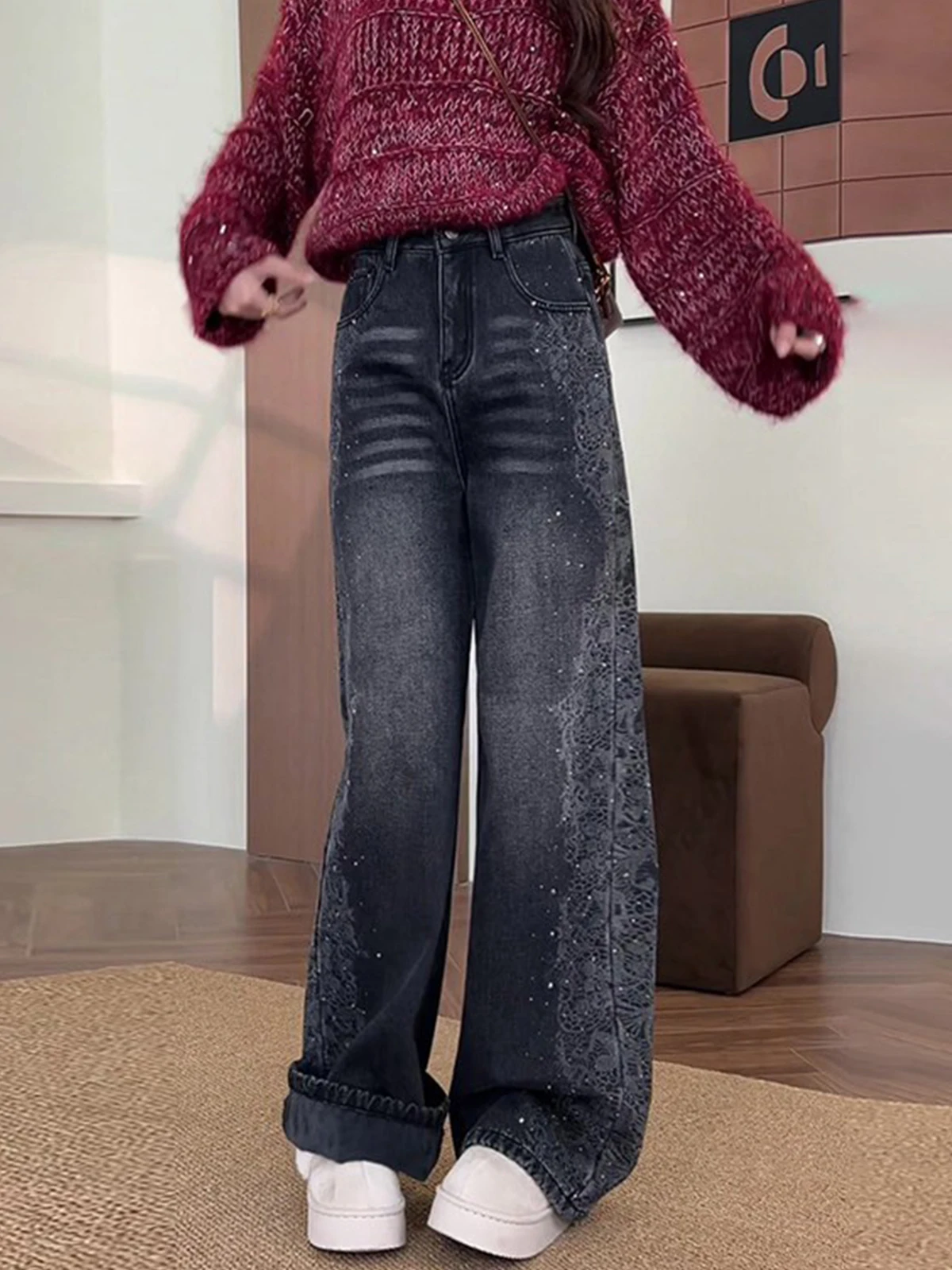 

Retro Printed Rhinestone Wide Leg Denim Jeans Women's Loose Floor-Length Pants Spring New Design High Waist ket Detail