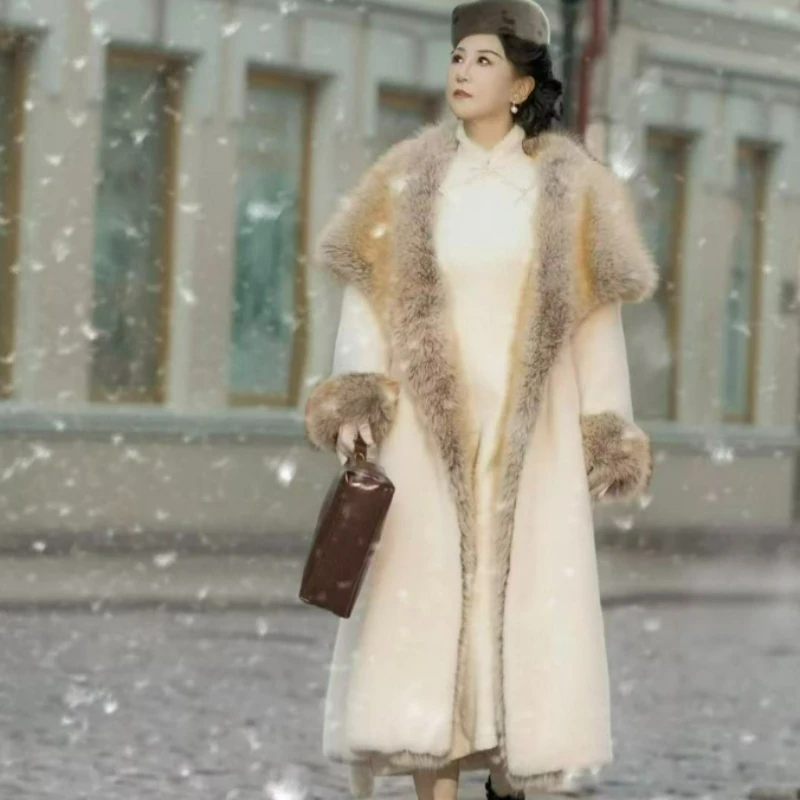 2026 Winter American Style Retro New Black Belted Mink Outerwear Long Oversized Fox Fur Jacket with Lapel Fur Collar Is Stylish