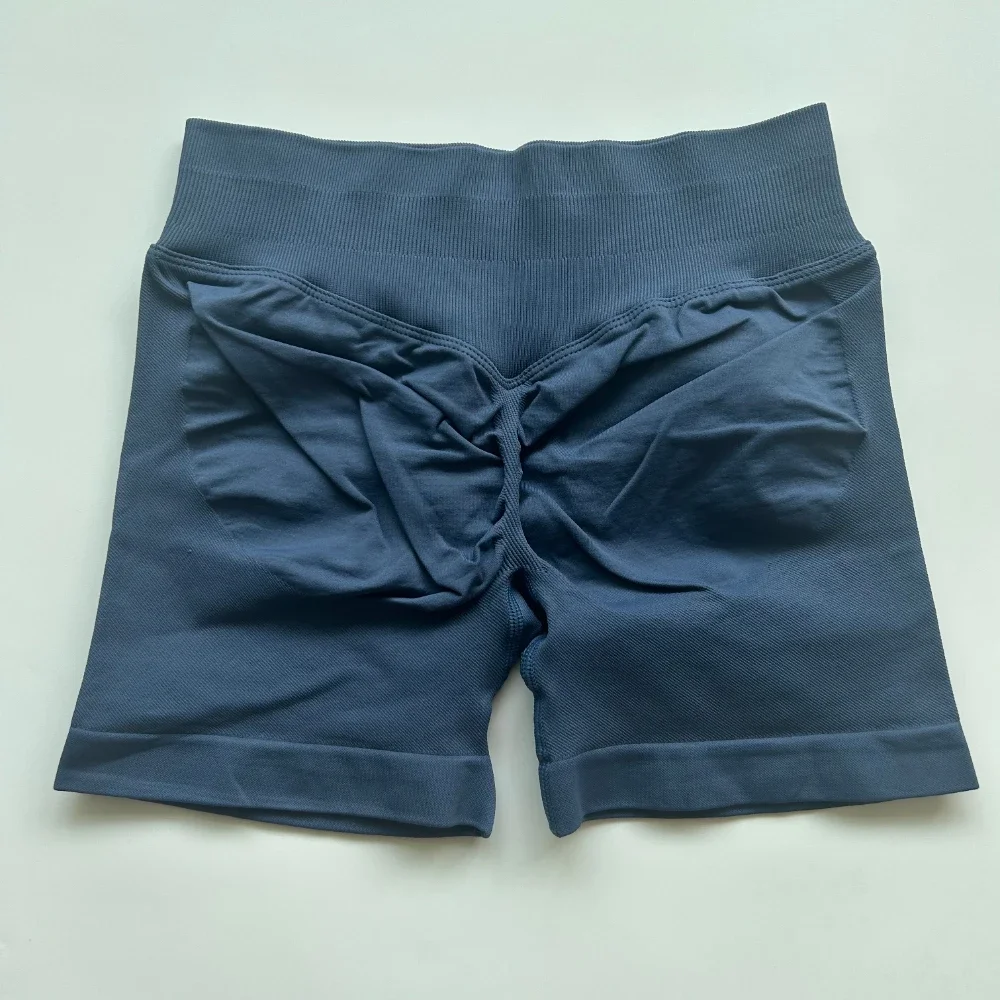 Pericic Gym-Shorts mit niedrigem Rippenbund, Yoga-Shorts, nahtlose Scrunch-Bum-Workout-Shorts, Booty-Stretch-Laufshorts, Fitnesskleidung – Detail 14