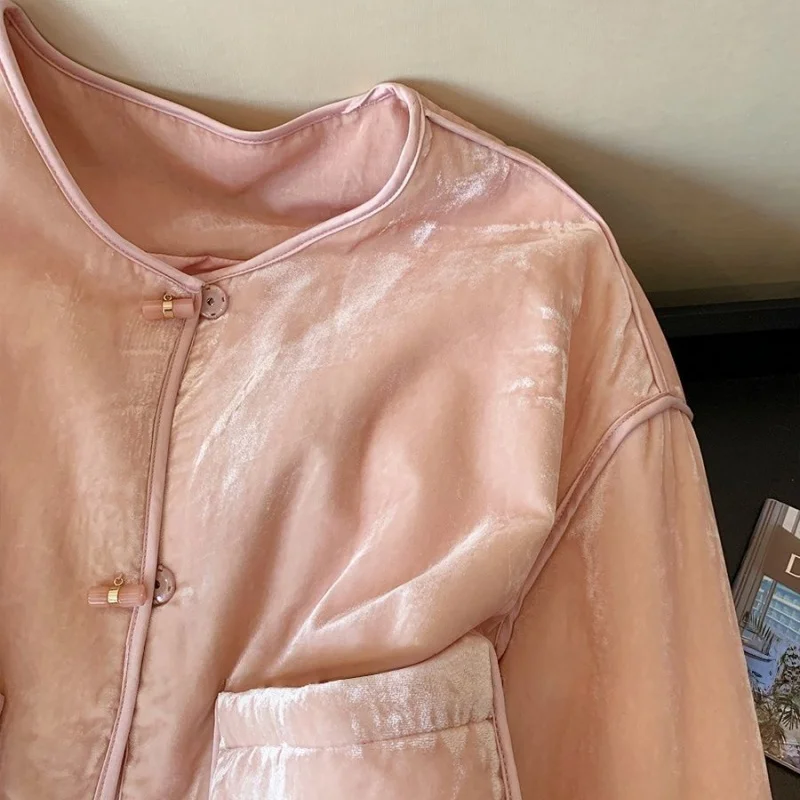 معطف نسائي لخريف وشتاء 2025 أنيق نبيل فرنسي عصري متعدد الاستخدامات، للتنقل الفني، سترة قطن لطيفة w1778