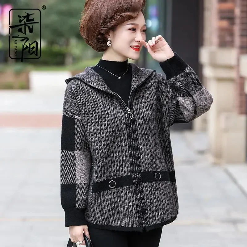 2023 New Mother Spring Autumn Clothes Western Style Top Clothes Middle-Aged Women Cardigan Middle-Aged and Elderly Hooded Jacket