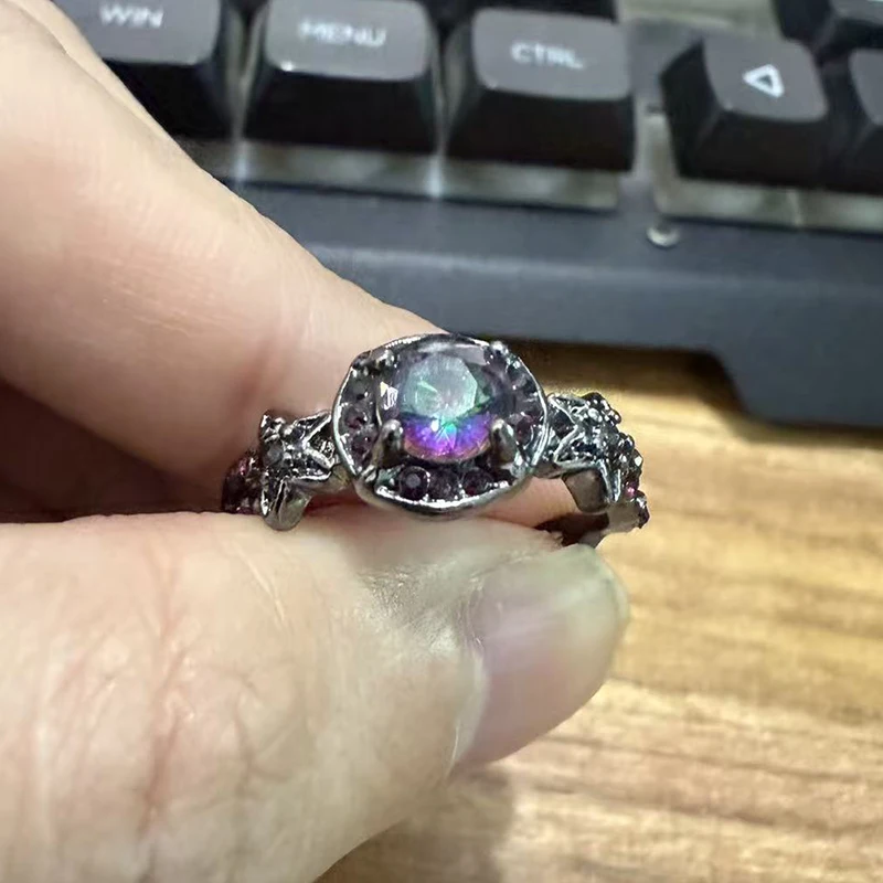 Jianjie Gothic Style Colored Crystal Zircon Inlay Women’s Rings Gun Black Delicate Unique Female Jewelry Accessories Tide
