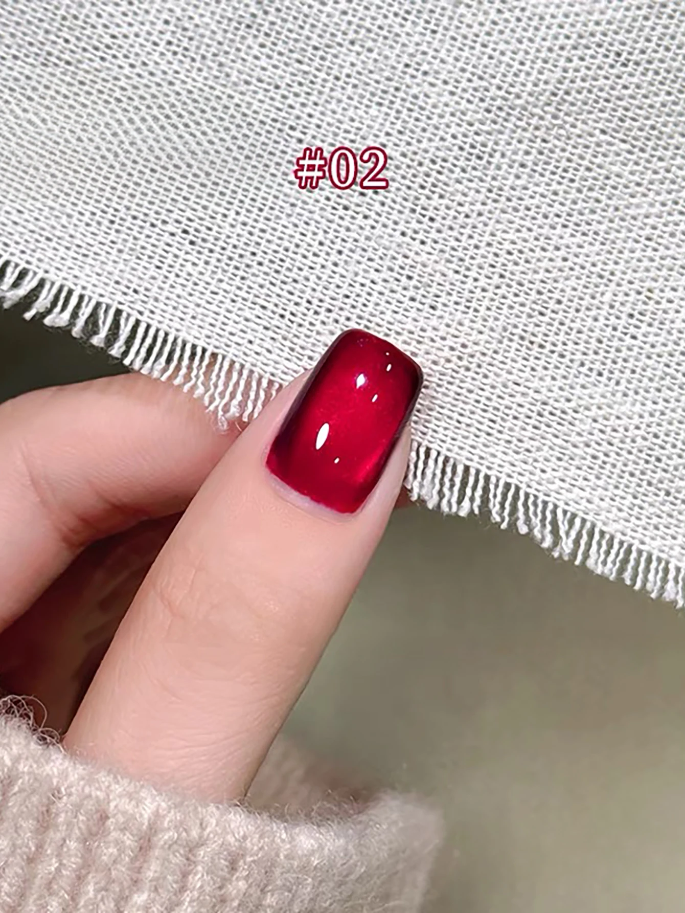 TC Wine Red Glass Bead Cat Eye Gel Smalto per unghie Nail Art Autunno e inverno Nuovo popolare sbiancante Cat Eye Gel Forniture per unghie