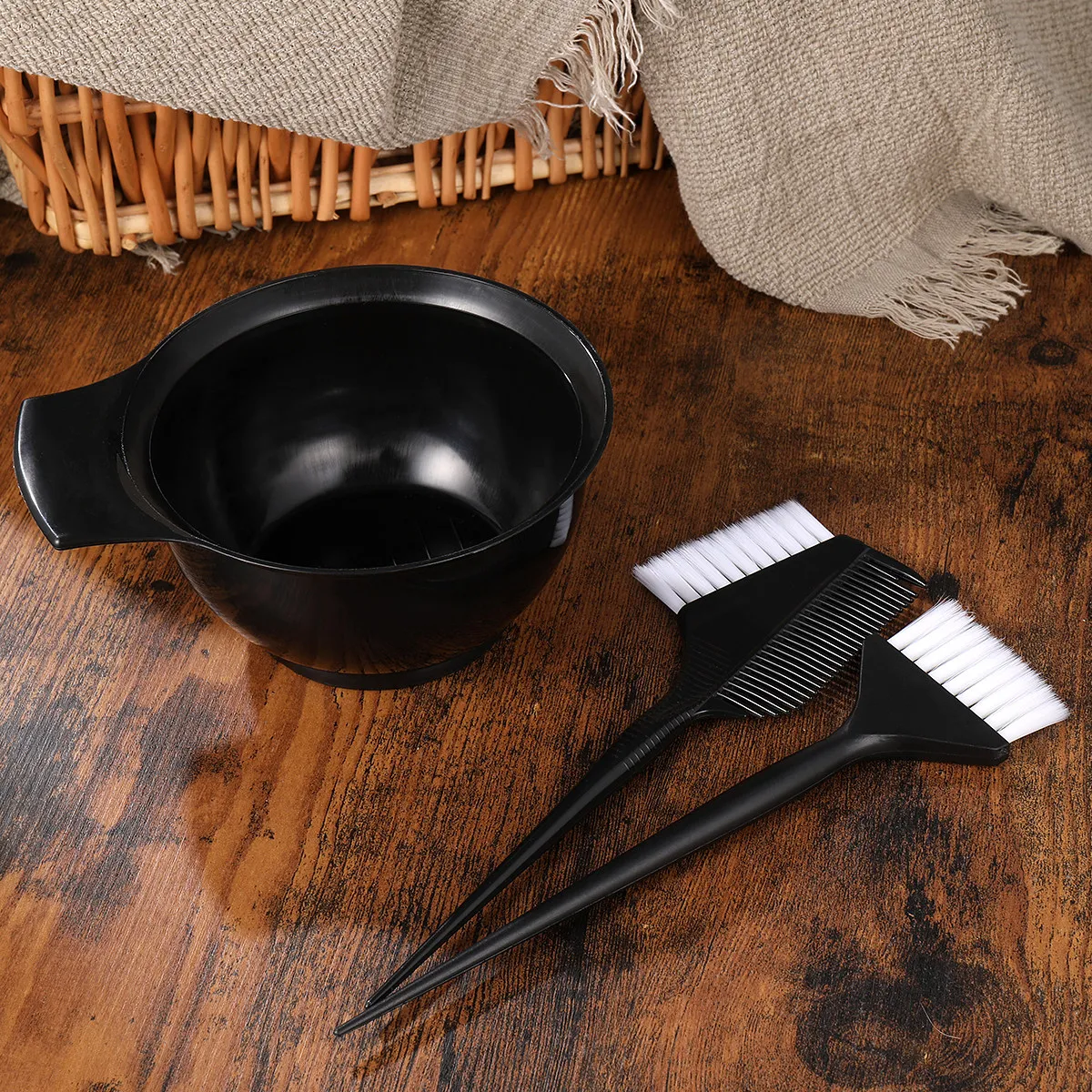 

Набор для окрашивания волос из 3 предметов: миска, кисть, расческа – незаменимые аксессуары для легкого окрашивания и укладки волос, моющиеся пластиковые инструменты